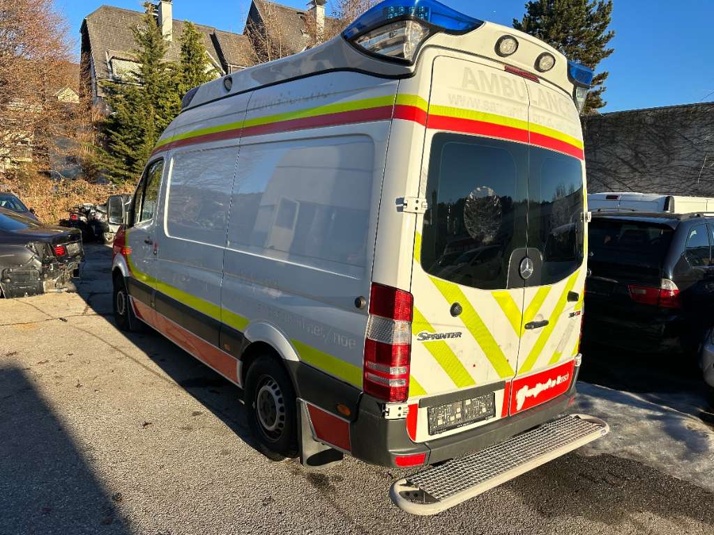 Mercedes Benz Sprinter Rettungswagen 2011 9 900 Willhaben