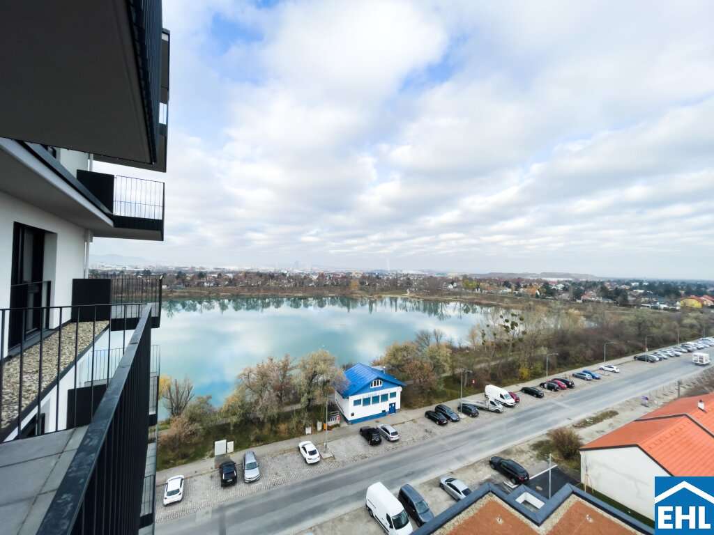 Exklusive 2 Zimmerwohnung Mit Balkon Wohnkomfort Direkt Am Wasser In