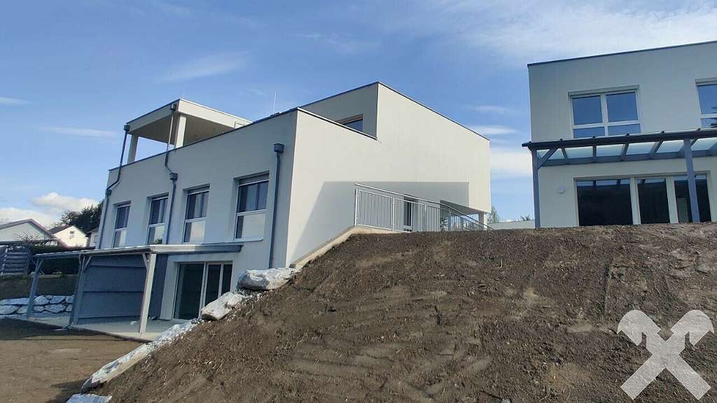 Schl Sselfertiges Neubau Reihenwohnhaus Mit Eigengarten In Attraktiver