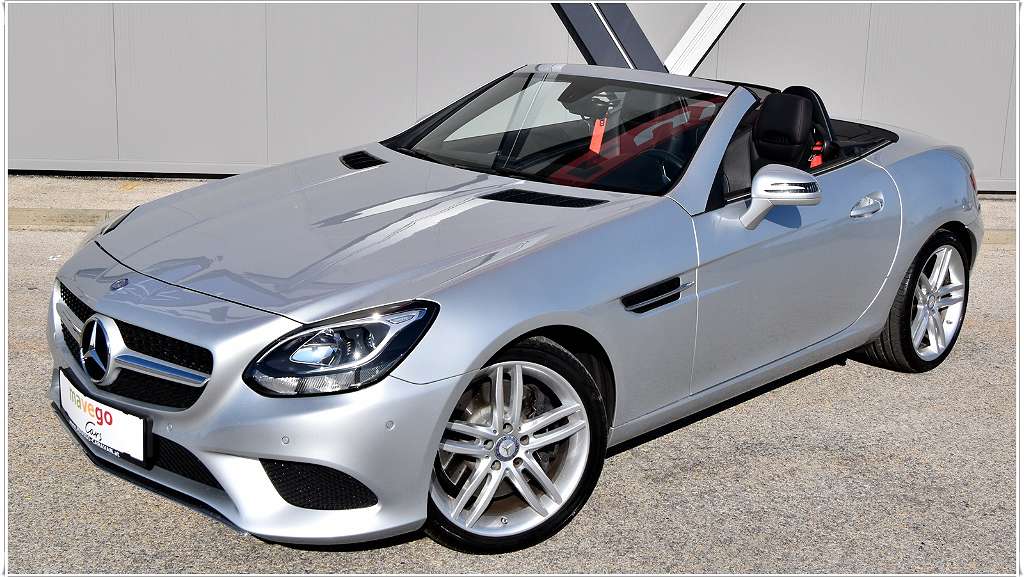 Mercedes Benz SLC Klasse SLC 180 Aut AMG Line Mit Nur 25 000KM Cabrio