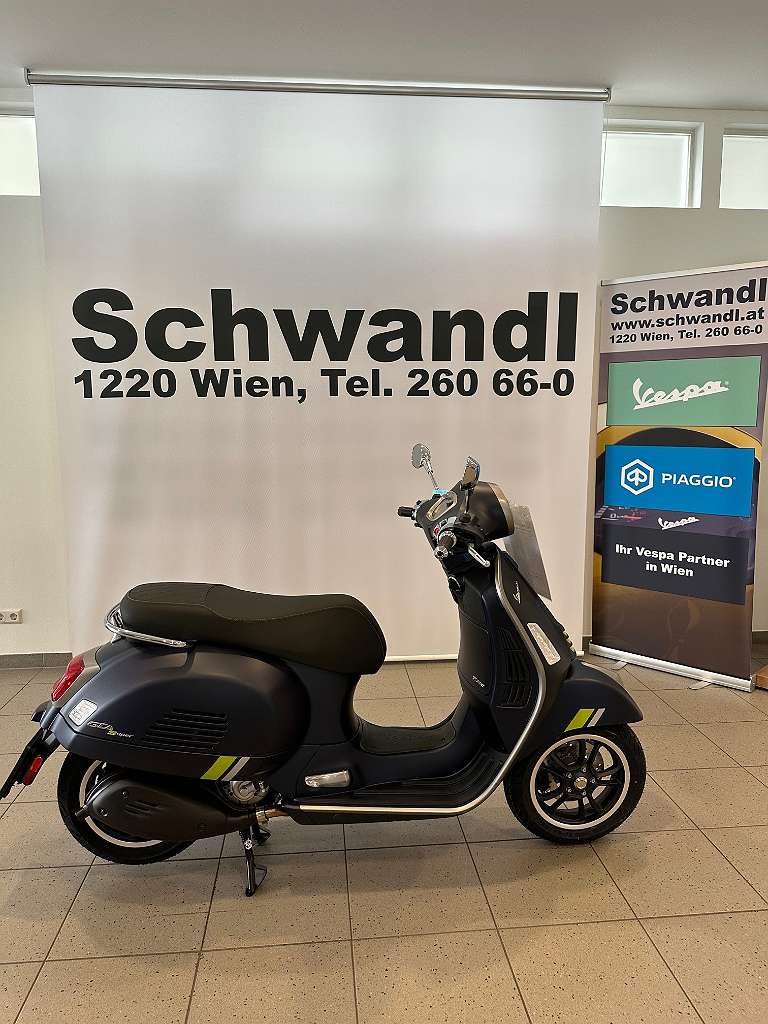 Vespa GTS 300 Supertech RST Roller Scooter Willhaben