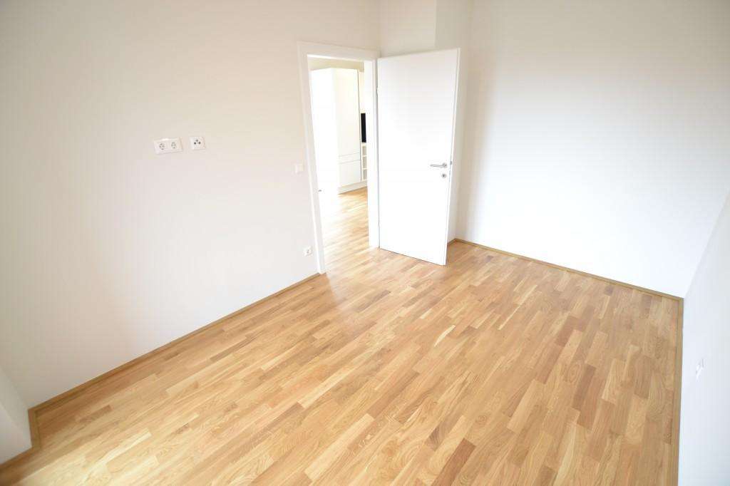 Zimmer Wohnung M G Sting Gro Er Balkon Top Zustand M