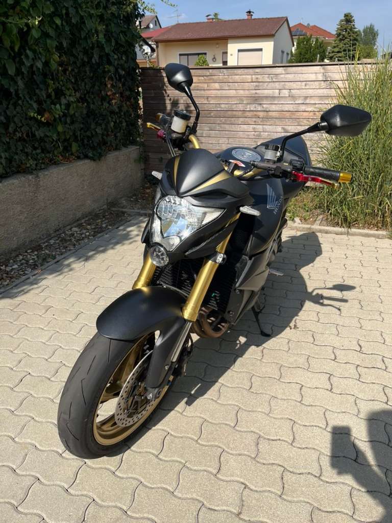 Honda CB 1000R SC60 ABS Naked Bike Willhaben