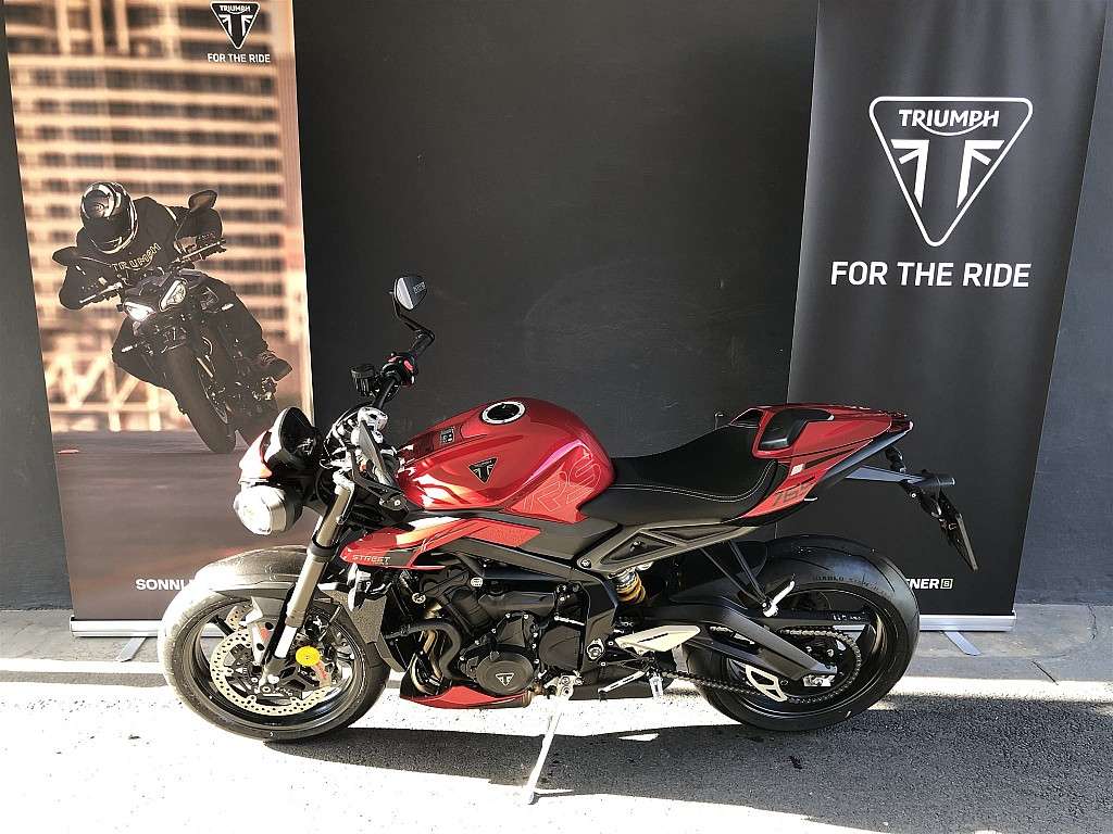 Triumph Street Triple Rs Rs Naked Bike Willhaben