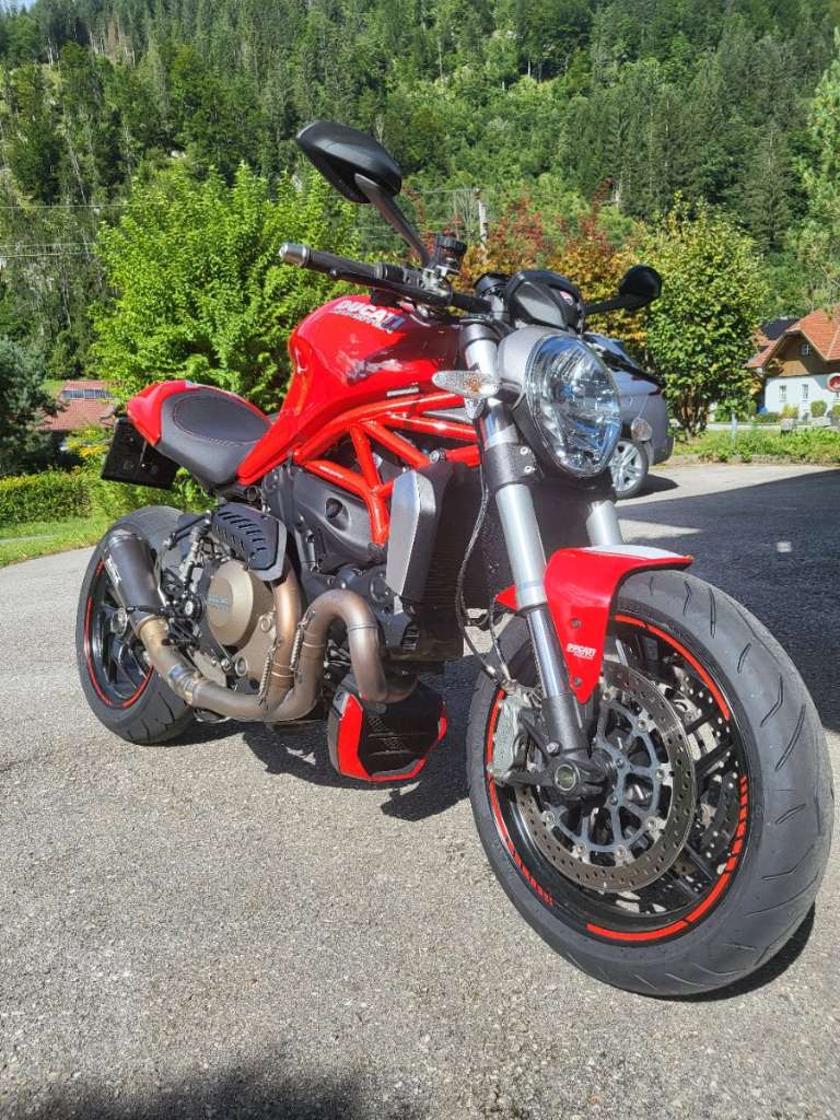 Ducati Monster 1200 Naked Bike Willhaben