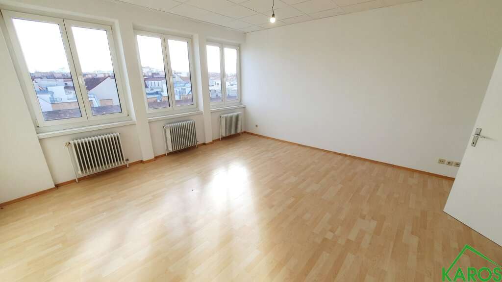 PROVISIONSFREIE 2 ZIMMER WOHNUNG MIT KÜCHE 65 51 m² 823 01 1100