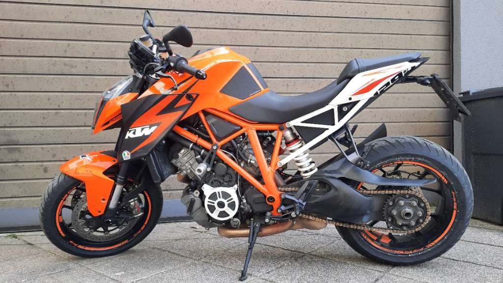 Ktm Ktm Superduke R Naked Bike Willhaben