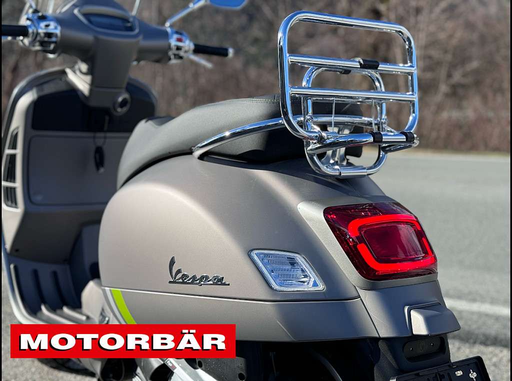 Vespa Gts Hpe Super Tech Roller Scooter Willhaben