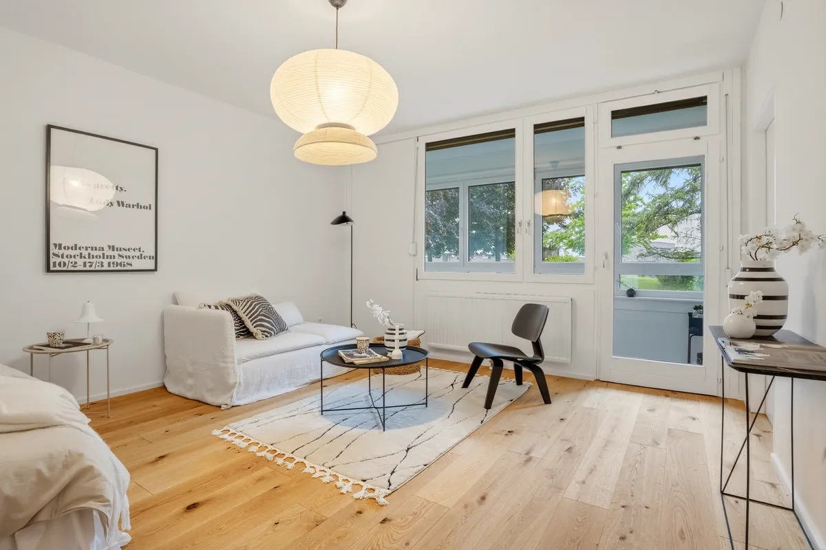 Charmante Single-Wohnung mit Wohlfühlcharakter inkl. Loggia & Parkplatz in Top-Lage Leonding - barrierefrei - Ansicht 2