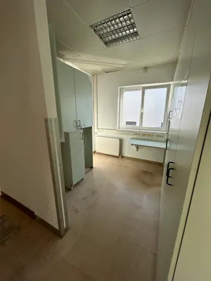 Gewerbeimmobilie mieten in Mödling – 134 m², € 12 – Bild 11 von 15