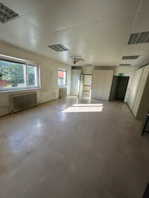 Gewerbeimmobilie mieten in Mödling – 134 m², € 12 – Bild 14 von 15