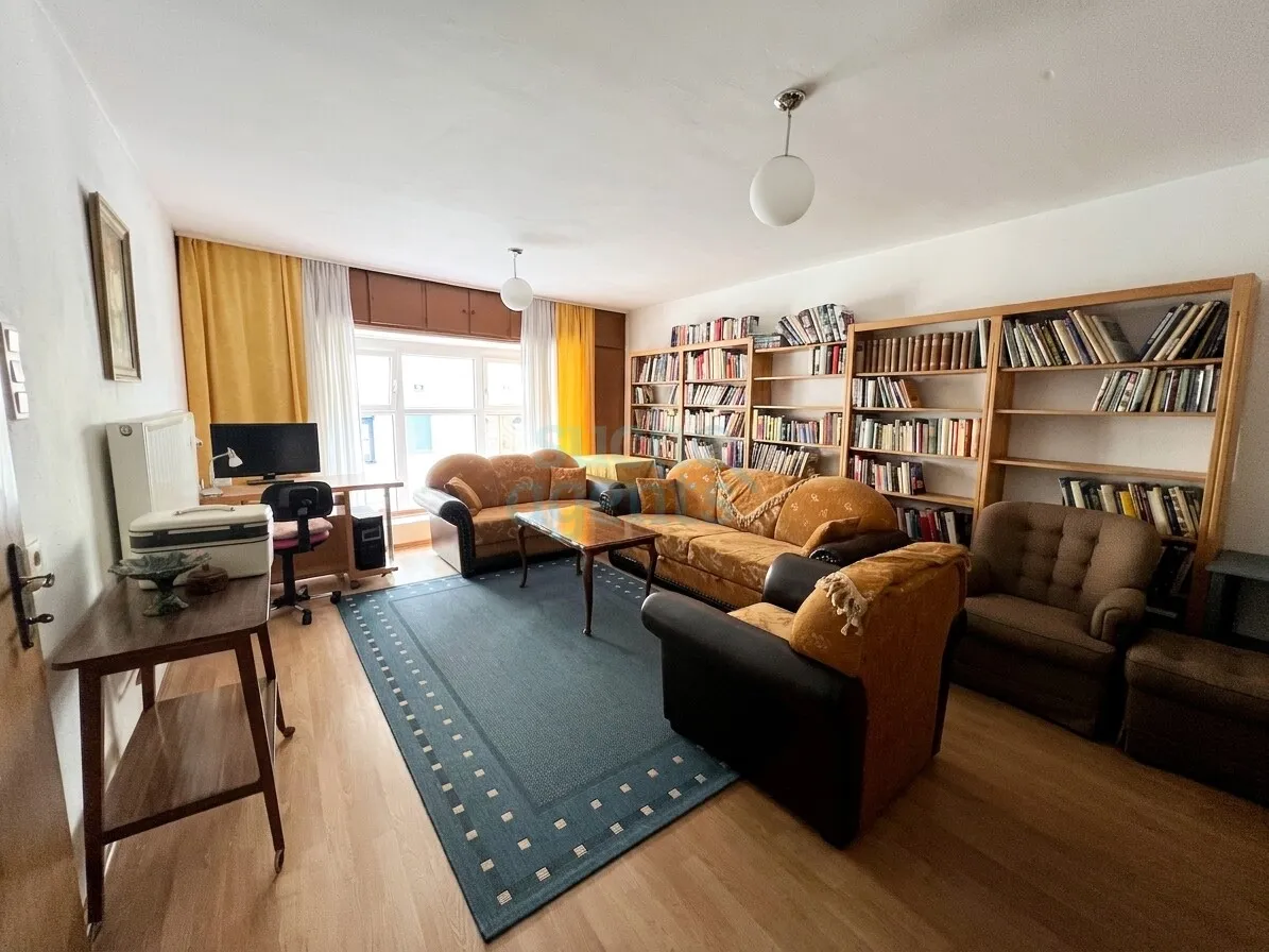 Neuer Preis! Altstadt-Juwel nahe dem Stift Melk mit Garten, 2 Wohnungen und großem Innenhof - Ansicht 2