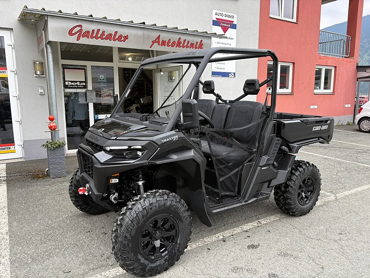 Can-Am Traxter