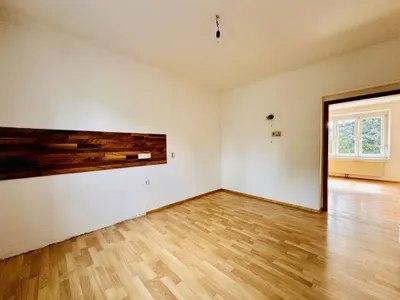 Haus kaufen in Wiener Neustadt – 150 m², € 459.000 – Bild 8 von 12