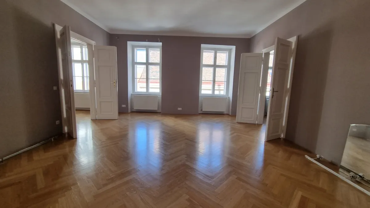 wunderschöne Altbauwohnung - beste Lage - 4.Liftstock - Ansicht 3