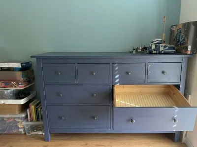 IKEA HEMNES Kommode, blau, 8 Schubladen, € 20,- (8042 Graz)