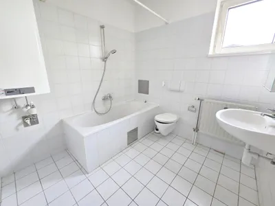 4-Zimmer-Wohnung mieten in Graz – 137 m², € 2.119 – Bild 9 von 10