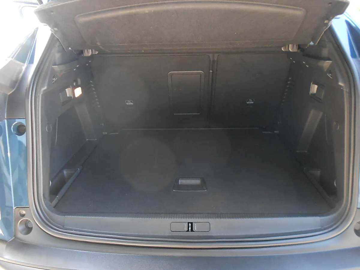Peugeot 3008 1.2 PureTech 130 Style (EURO 6d) – Bild 17