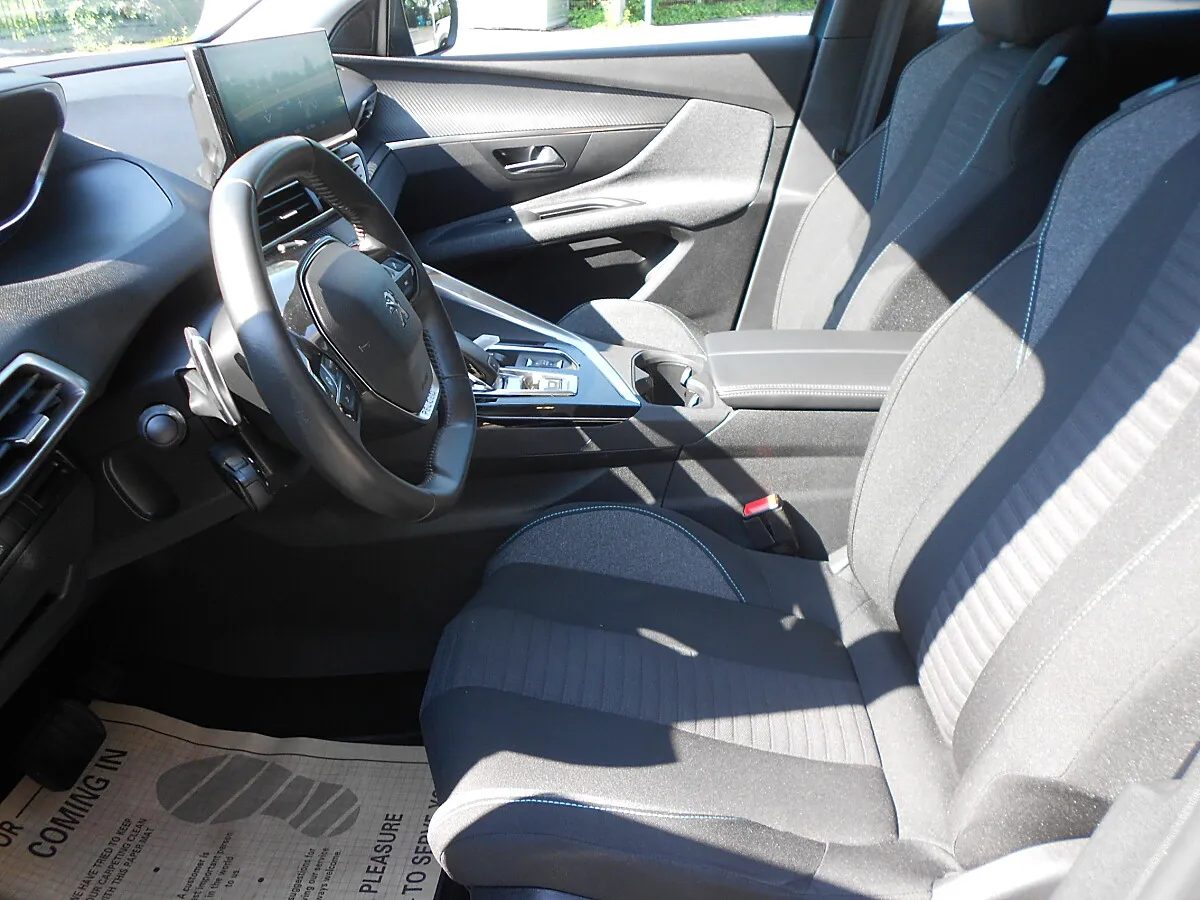 Peugeot 3008 1.2 PureTech 130 Style (EURO 6d) – Bild 13