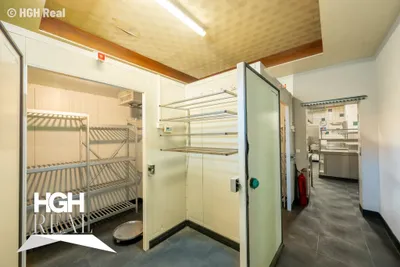 Gewerbeimmobilie kaufen in Hollabrunn – 1 300 m² – Bild 10 von 35