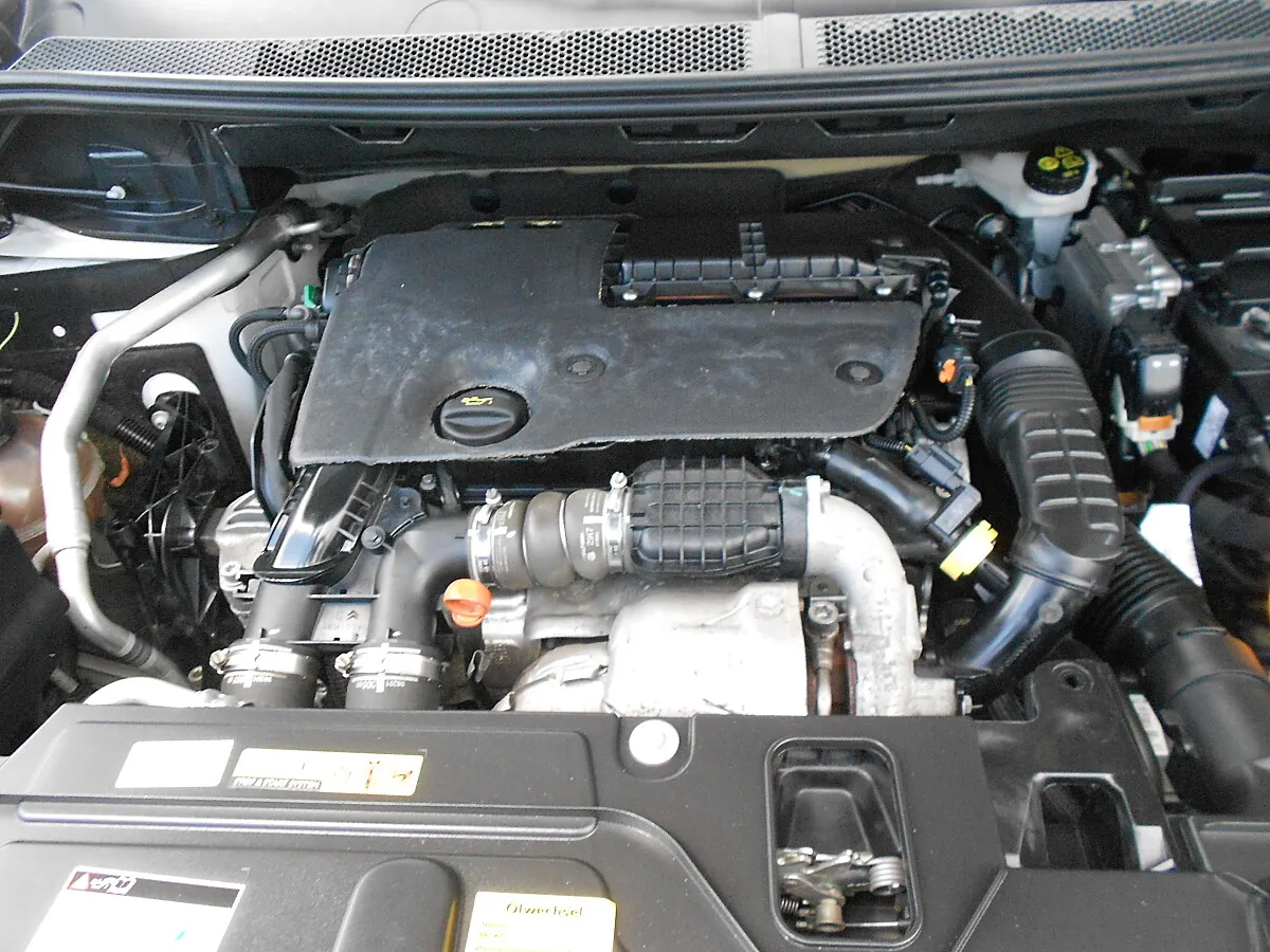 Peugeot 3008 1.6 BlueHDi 120 FAP GT Line – Bild 18