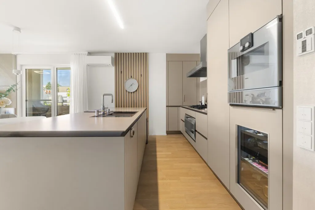 134 m² Familienwohnung | 54 m² Terrasse | 2 TG-Plätze | Smart Home - Ansicht 3