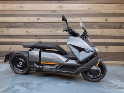 BMW CE04