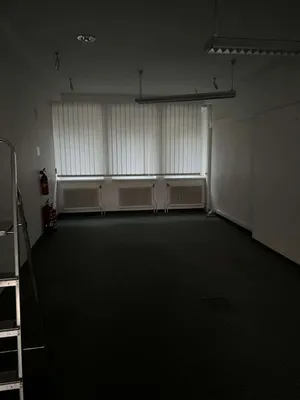 5-Zimmer-Gewerbeimmobilie mieten in Linz – 300 m² – Bild 4 von 17