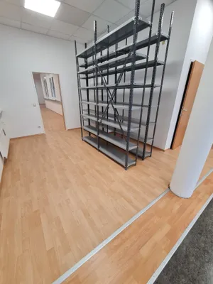 3-Zimmer-Gewerbeimmobilie mieten in Graz – 459 m², € 4.083 – Bild 3 von 5