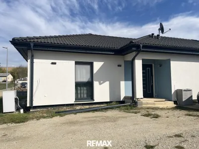 5-Zimmer-Haus kaufen in Mistelbach – 152,32 m², € 480.000 – Bild 2 von 37