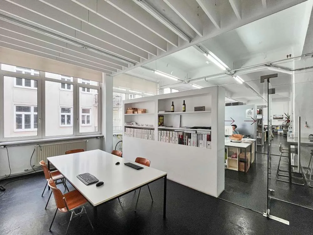 Arbeitsinsel in Ateliergemeinschaft / Loftbüro in 1070 zu vermieten - Ansicht 3