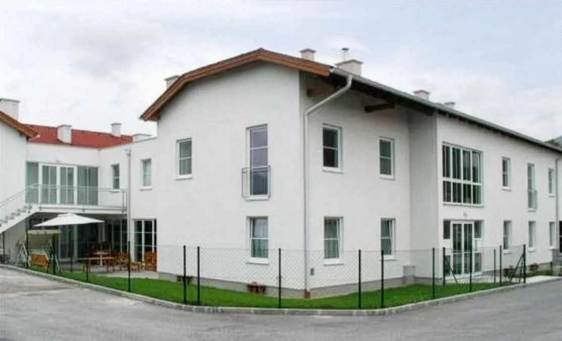 SINGLE-HIT: Idyllisch gelegene, provisionsfreie 1-Zimmer-Wohnung - Ansicht 2