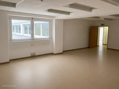 Gewerbeimmobilie mieten in Mödling – 2 600 m², € 18.960 – Bild 10 von 10