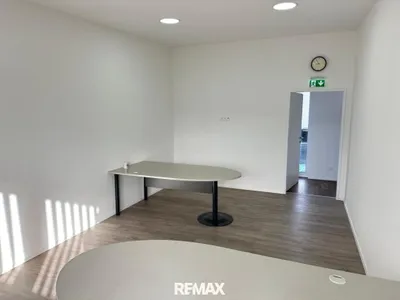 1-Zimmer-Gewerbeimmobilie mieten in Leibnitz – 23 m², € 500 – Bild 3 von 10