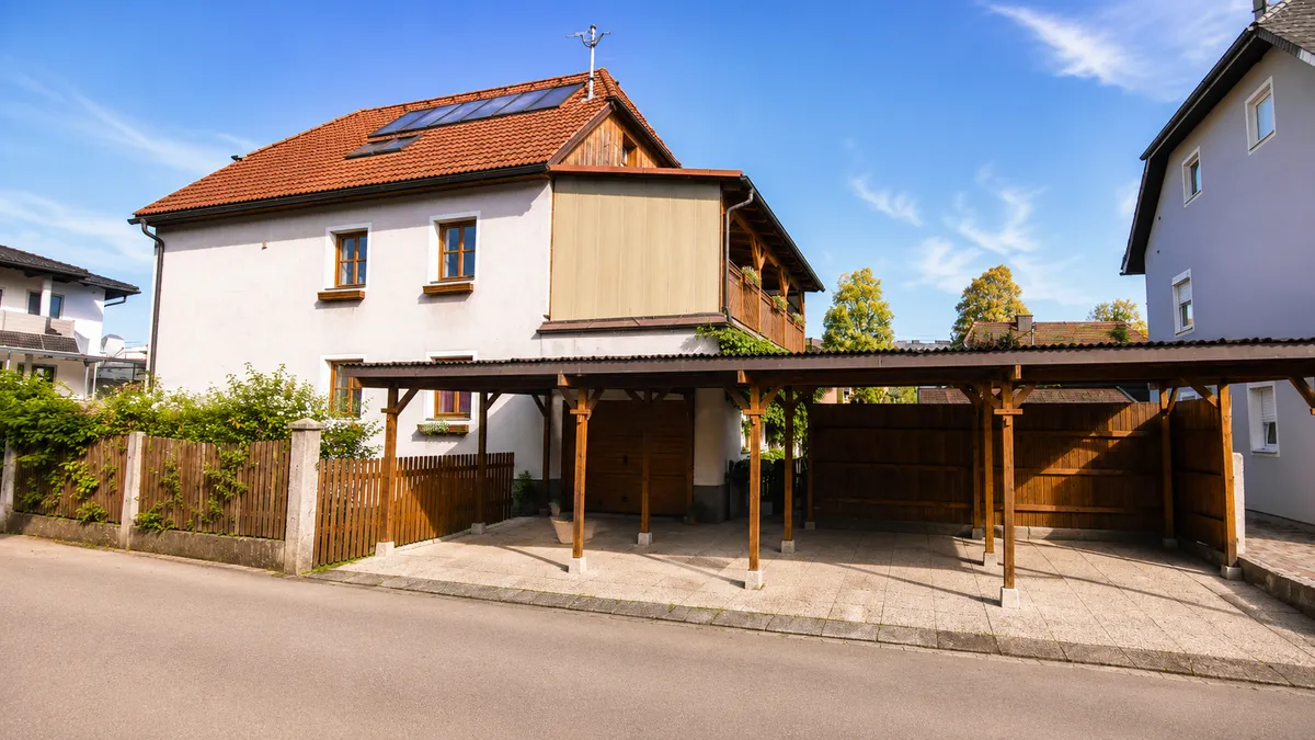 Familienhaus in zentraler Lage von Schwanenstadt - eine Besichtigung lohnt sich – pohled 2