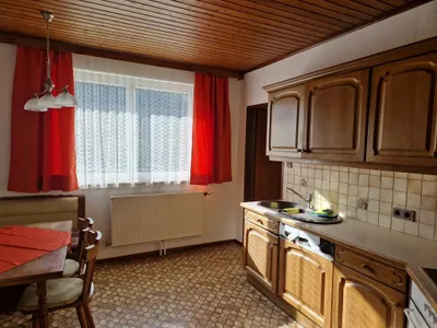 5-Zimmer-Haus kaufen in Lilienfeld – 119 m², € 159.000 – Bild 2 von 15