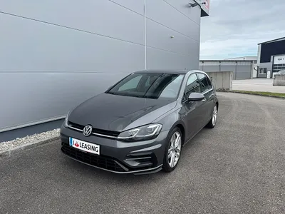 VW Golf Highline 2.0 TDI **R-LINE**LED**ACC**GARAN...