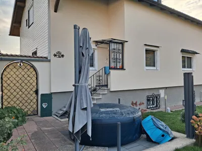 4-Zimmer-Haus mieten in Salzburg-Umgebung – 140 m², € 1.890 – Bild 1 von 12