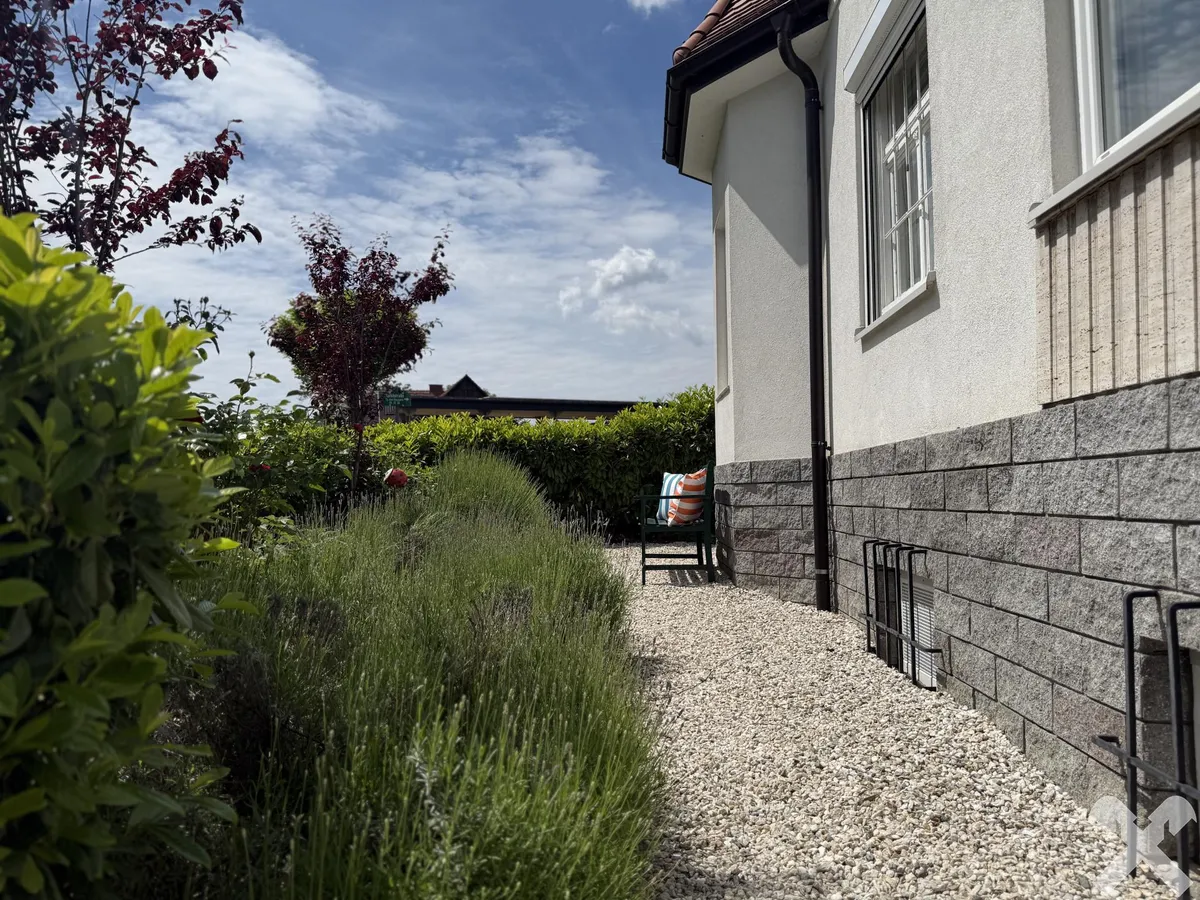 Einfamilienhaus im Villenstil mit Charme in St. Anna am Aigen - Widok 2
