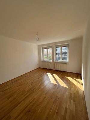 TOP 1/3 Bezaubernde 2-Zimmer-Wohnung im Herzen von Floridsdorf – Bild 2