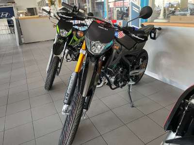 Rieju MRT 50 SM ALL BLACK - Sondermodell - AUF LAGER ...