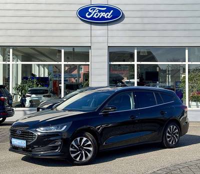 Ford Focus Titanium Design - Automatik - Winterpaket