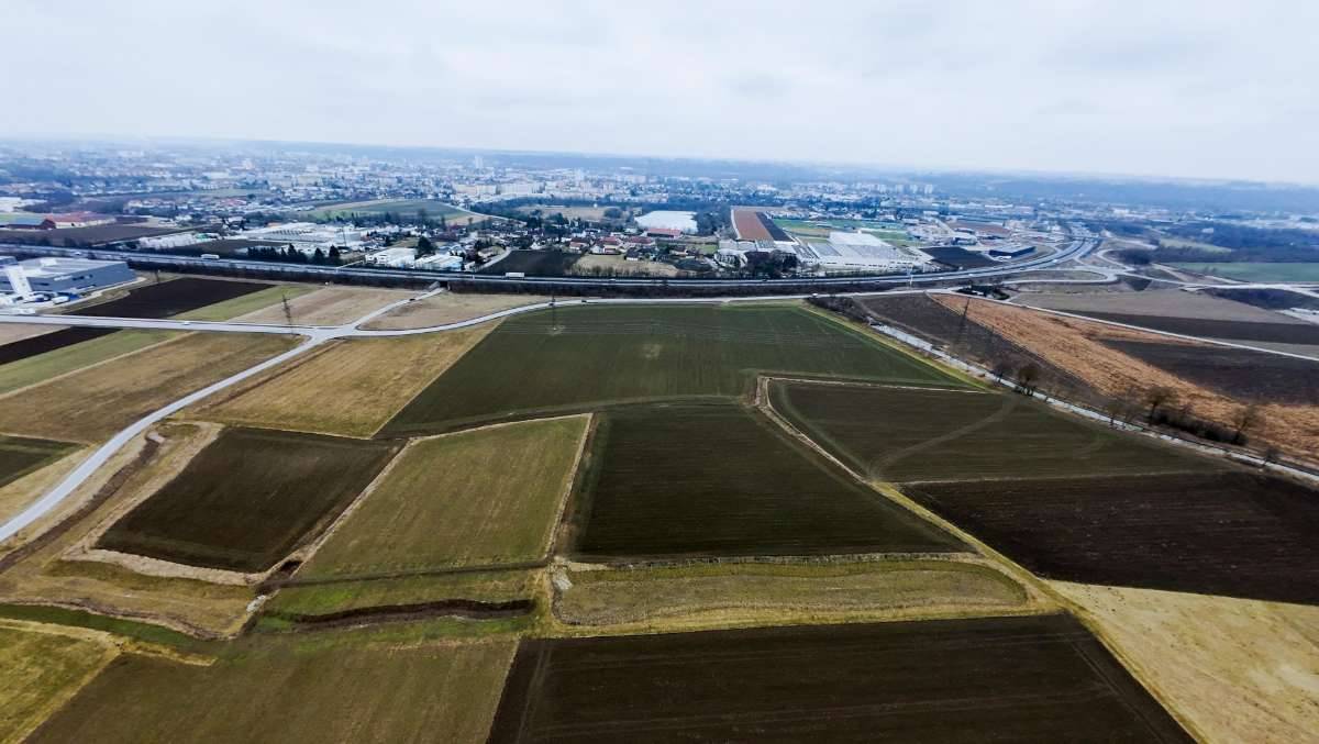 IHR NEUES BUSINESS-GATEWAY IM ZENTRALRAUM OÖ auf rund 8,8 ha BETRIEBSBAUGEBIET - Ansicht 3