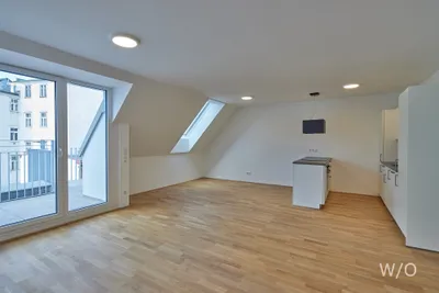 Familientraum - Lichtdurchflutete 4-Zimmer-Dachgeschosswohnung mit Freifläche in U-Bahnnähe | 1120 Wien – Bild 2