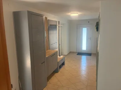 7-Zimmer-Wohnung mieten in Braunau am Inn – 100 m², € 940 – Bild 3 von 8