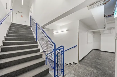 Gewerbeimmobilie mieten in Wien – 980 m², € 10 – Bild 7 von 12