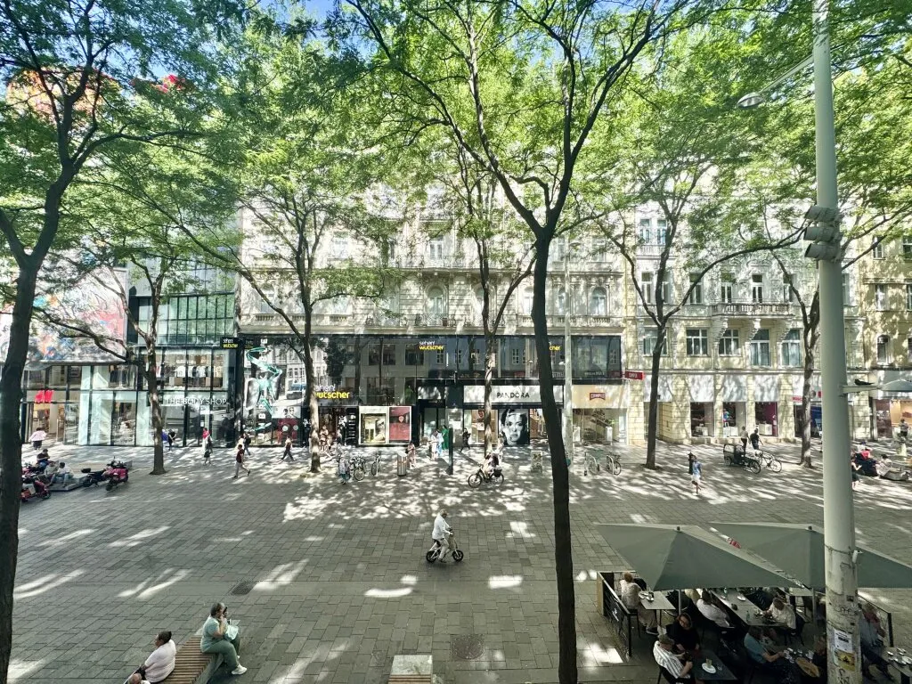 BÜROGEBÄUDE beim STADTSAAL! Top angebunden - U3 und 13A! - Ansicht 2