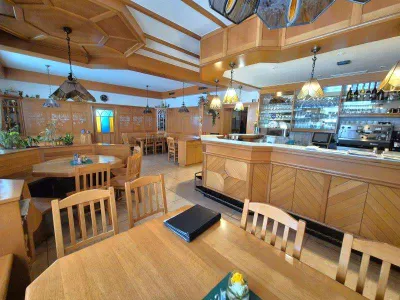 Gewerbeimmobilie kaufen in Hartberg-Fürstenfeld – 240 m², € 650.000 – Bild 3 von 9