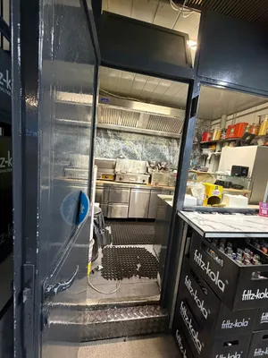 3-Zimmer-Gewerbeimmobilie mieten in Wien – 35 m², € 450 – Bild 8 von 12