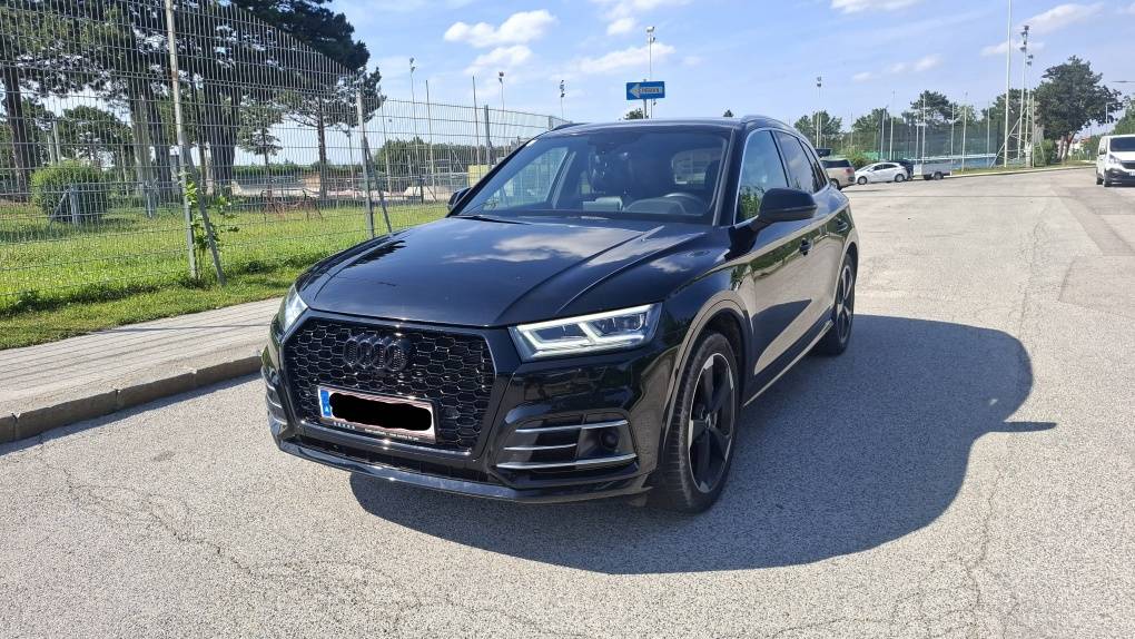 Audi Q5 50 TFSI e PHEV quattro Sport S-Tronic S-Line